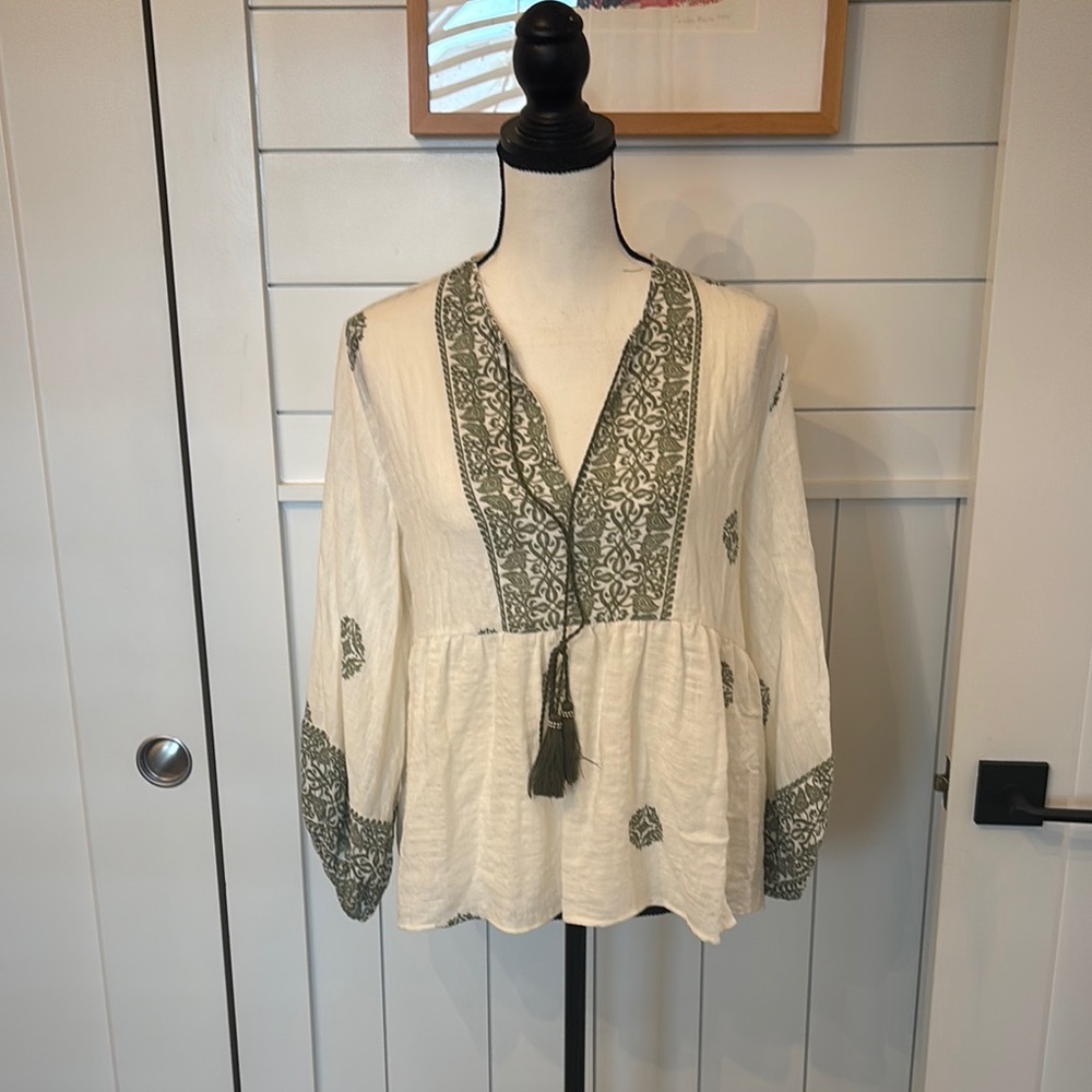 Zara Cream and Green Relaxed Tie Front Blouse